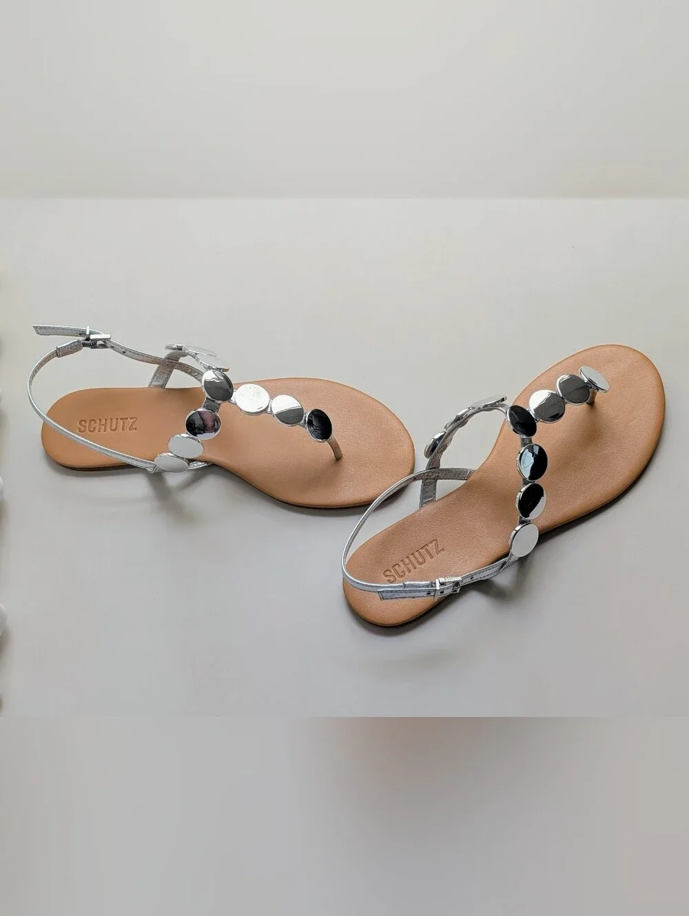 SCHUTZ Acacia T-Strap Silver Metallic Disc Sandals Size 8 NWT